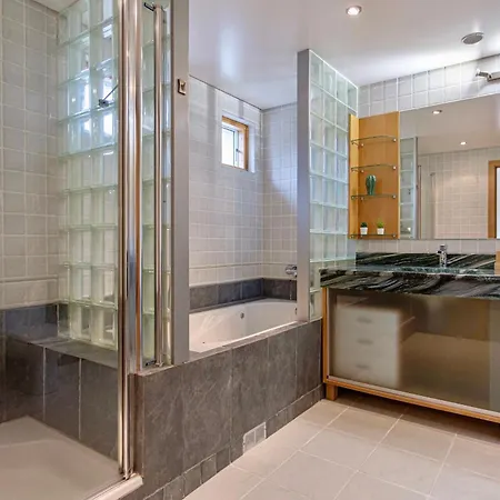 Da Penha By Refuge Homes *